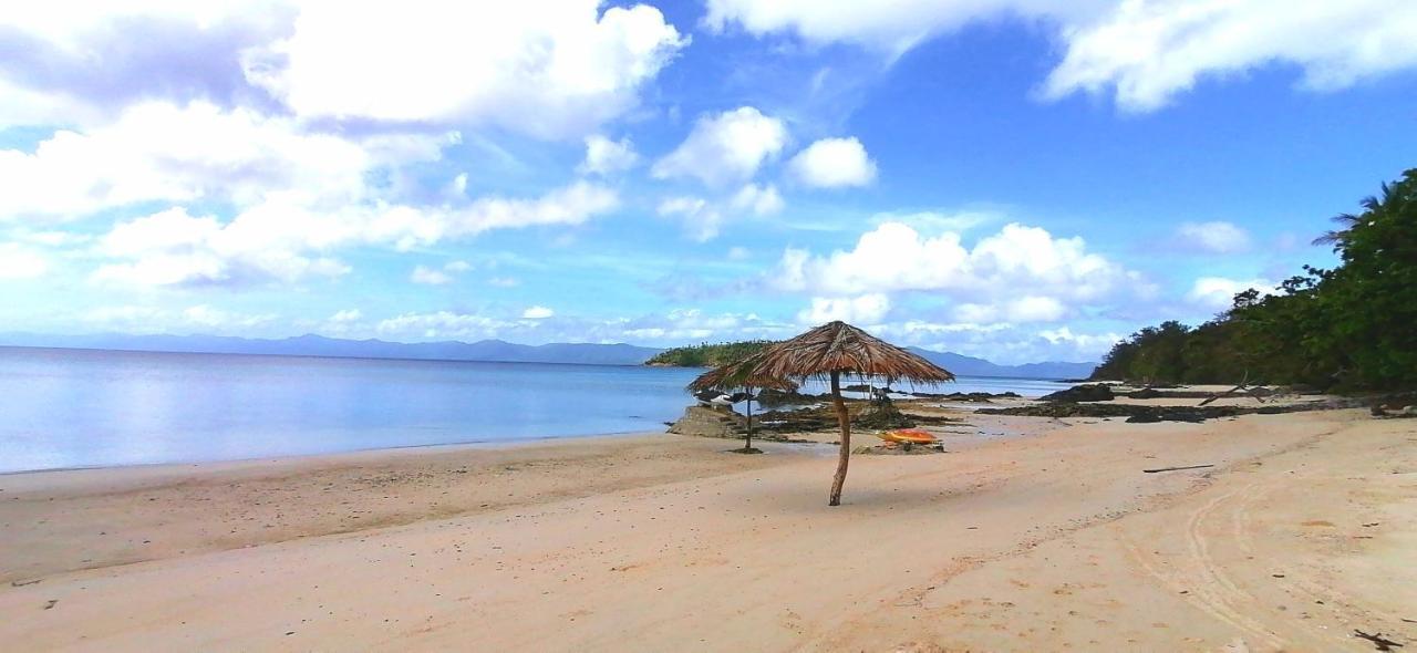 Bed and Breakfast Lonos Circle Private Garden Romblon Екстер'єр фото