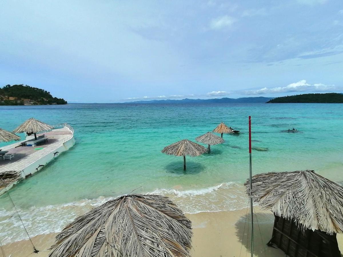 Bed and Breakfast Lonos Circle Private Garden Romblon Екстер'єр фото